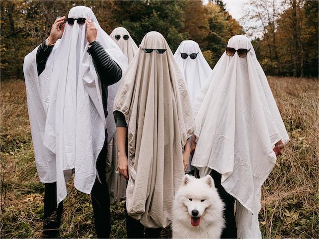5 person act liek ghost