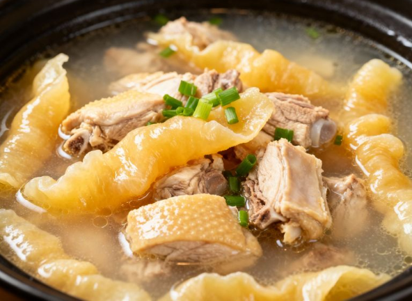 Fish maw chicken double boiled broth