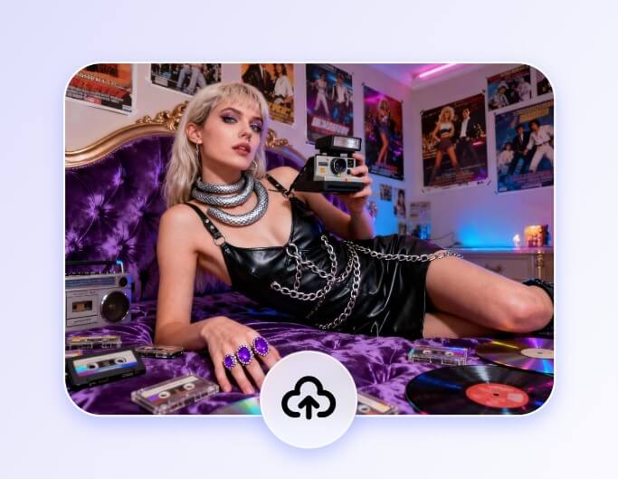 Importer une photo d'une femme tenant un appareil photo dans le style Y2K