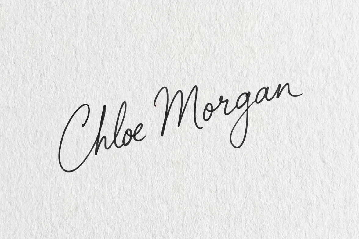 Chloe morgan signature before removing background with Fotor