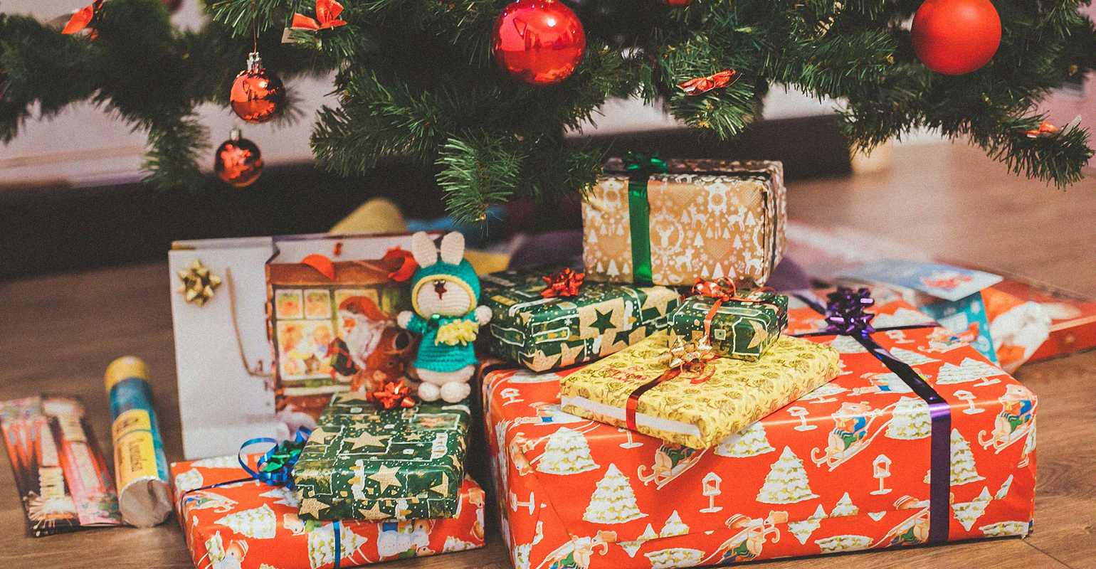 Regali di Natale a terra