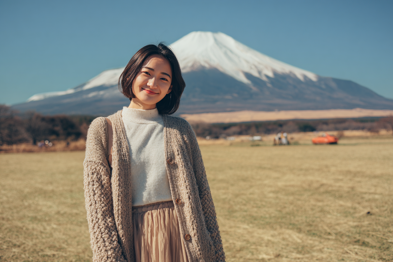麦穂の中の少女